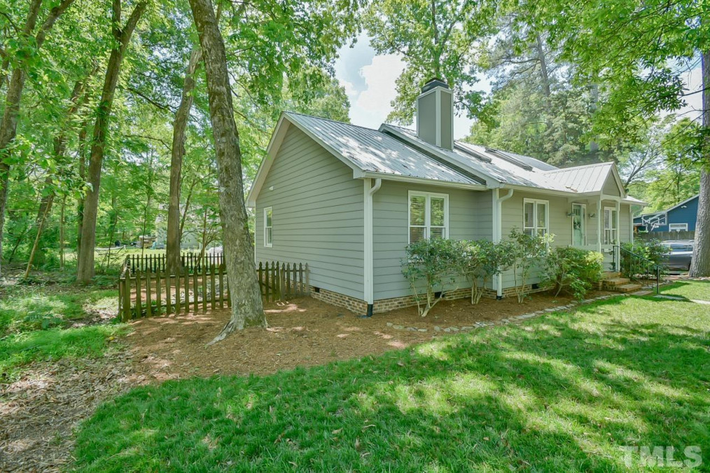 1022 Main St, Carrboro, NC 27510 - Raleigh Realty